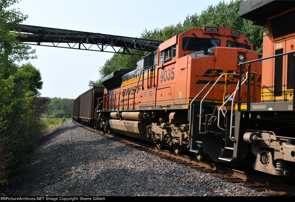 BNSF 9035 Roster shot